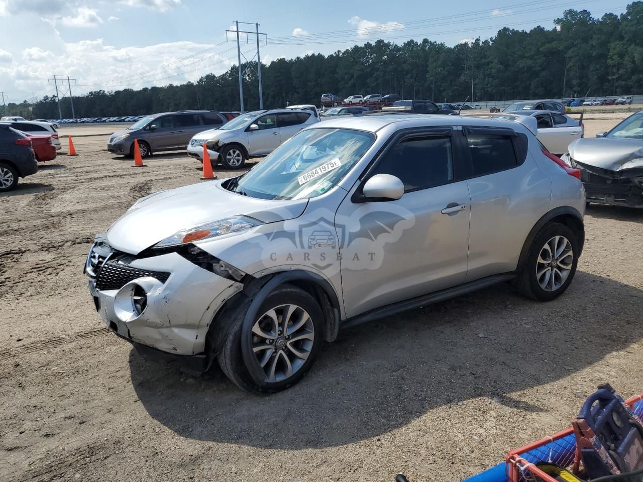 Nissan Juke S 1.6L 4 2013