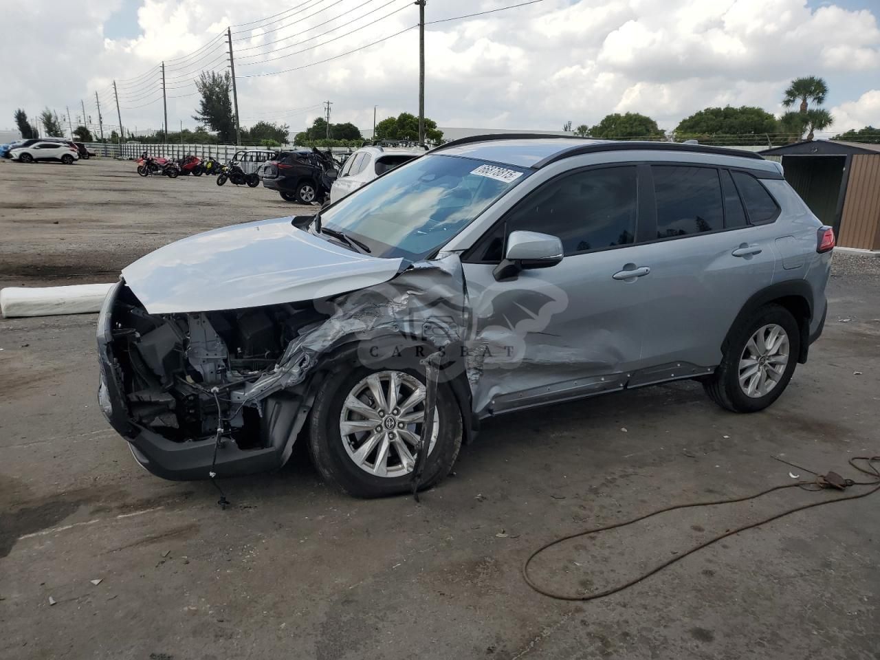 Toyota Corolla Cross LE 2.0L 4 2024