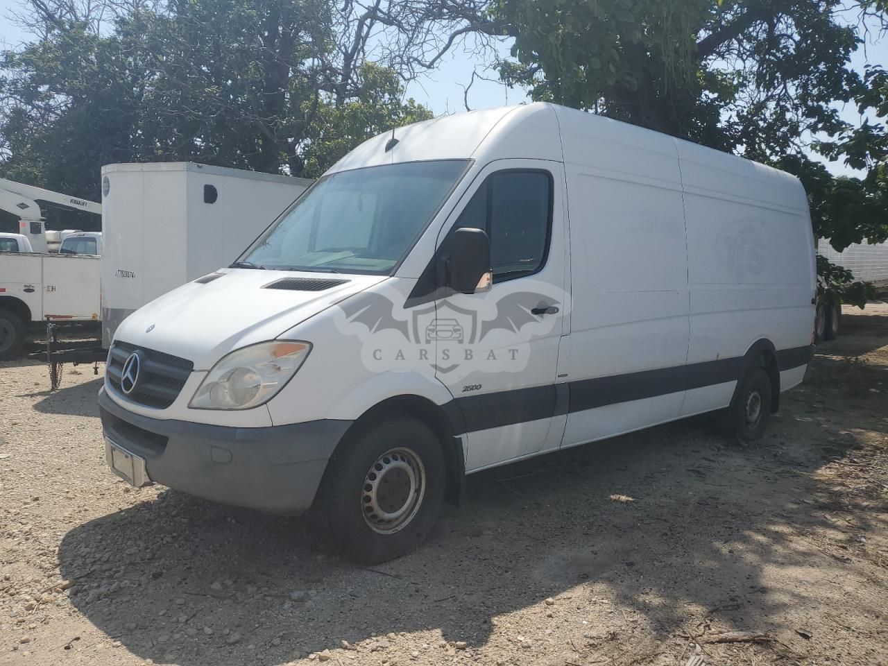 Mercedes-Benz Sprinter 2500 3.0L 6 2011