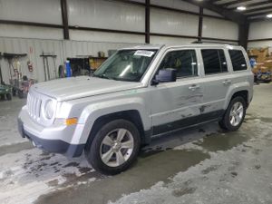 Jeep Patriot SPORT 2.4L 4 2013