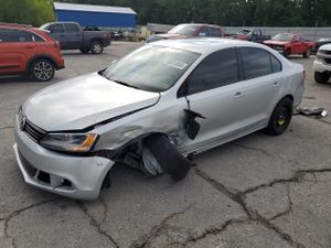 Volkswagen Jetta SE 2.5L 5 2012