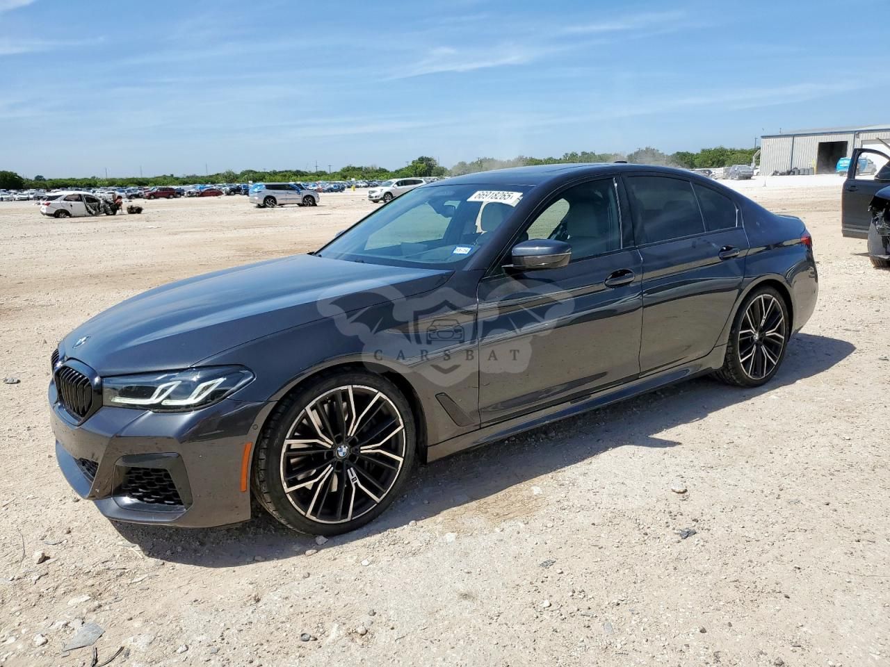 BMW M5 4.4L 8 2021