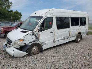 Mercedes-Benz Sprinter 3500 3.0L 6 2012