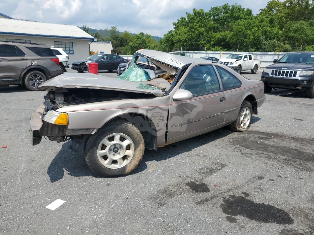 Ford Thunderbird LX 4.6L 8 1995