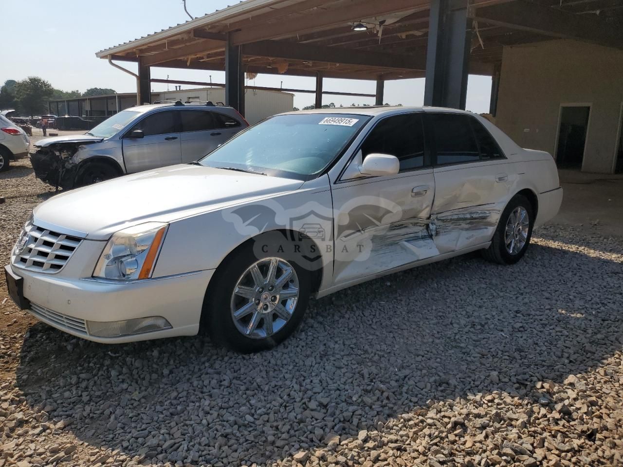 Cadillac DTS PREMIUM COLLECTION 4.6L 8 2011