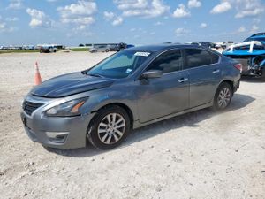 Nissan Altima 2.5 2.5L 4 2015