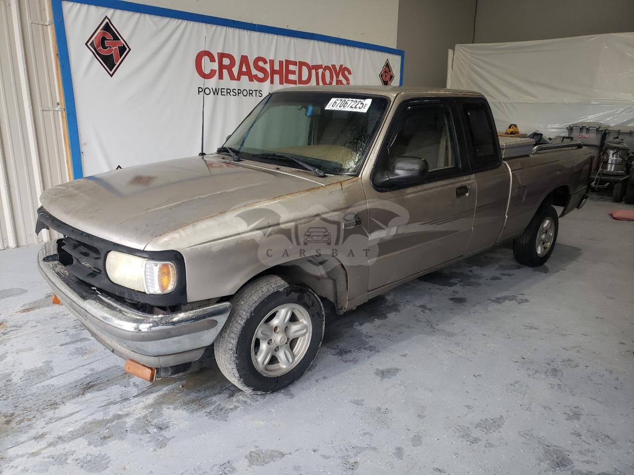 Mazda B-series CAB PLUS 2.3L 4 1995