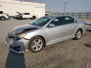 Toyota Camry L 2.5L 4 2013