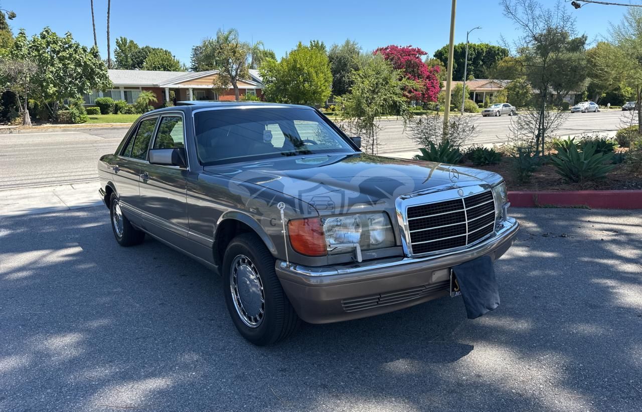 Mercedes-Benz 300 SE 3.0L 6 1989