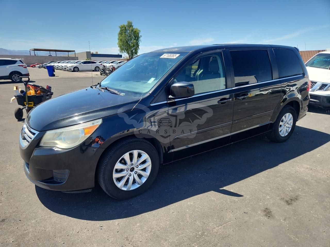 Volkswagen Routan SE 3.8L 6 2010