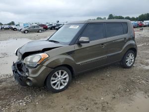 Kia Soul + 2.0L 4 2013