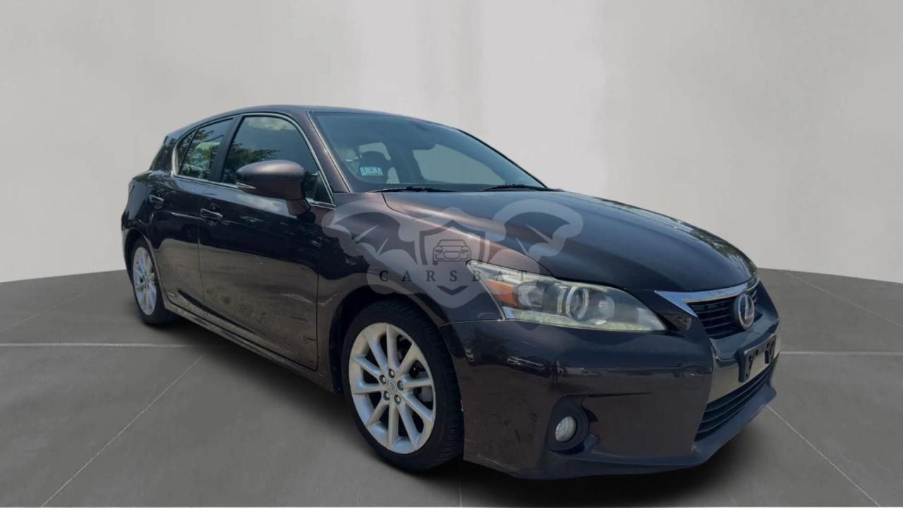 Lexus CT 200 1.8L 4 2013