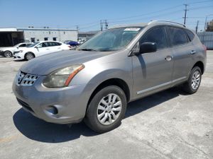 Nissan Rogue S 2.5L 4 2015
