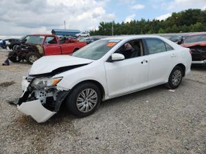 Toyota Camry BASE 2.5L 4 2012
