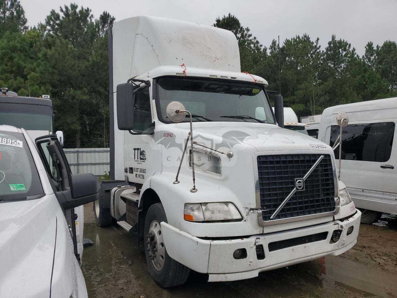Volvo VN VNM 12.8L 6 2012