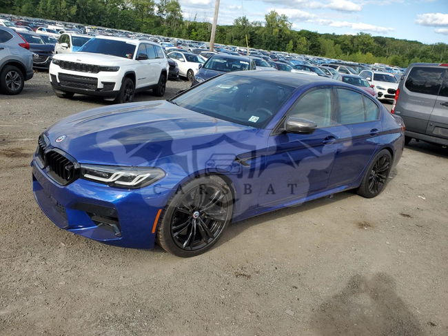 BMW M5 4.4L  8 2023