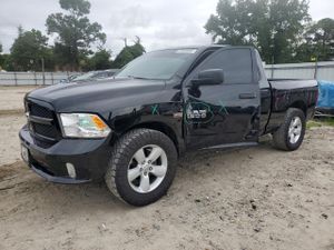RAM 1500 ST 5.7L 8 2013