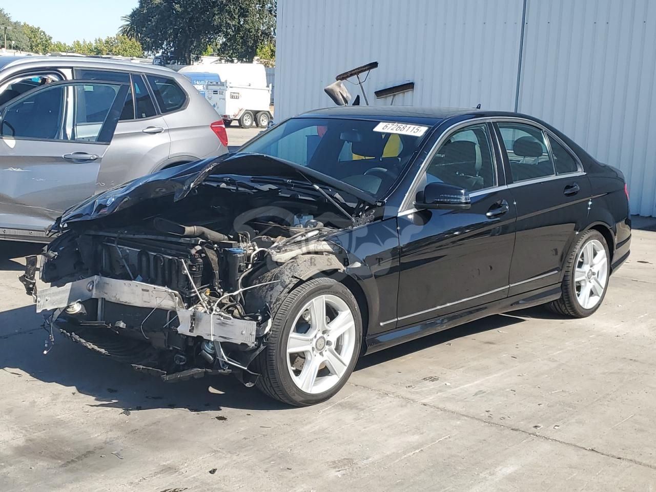 Mercedes-Benz C 300 3.0L 6 2011