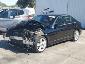 Mercedes-Benz C 300 3.0L 6 2011