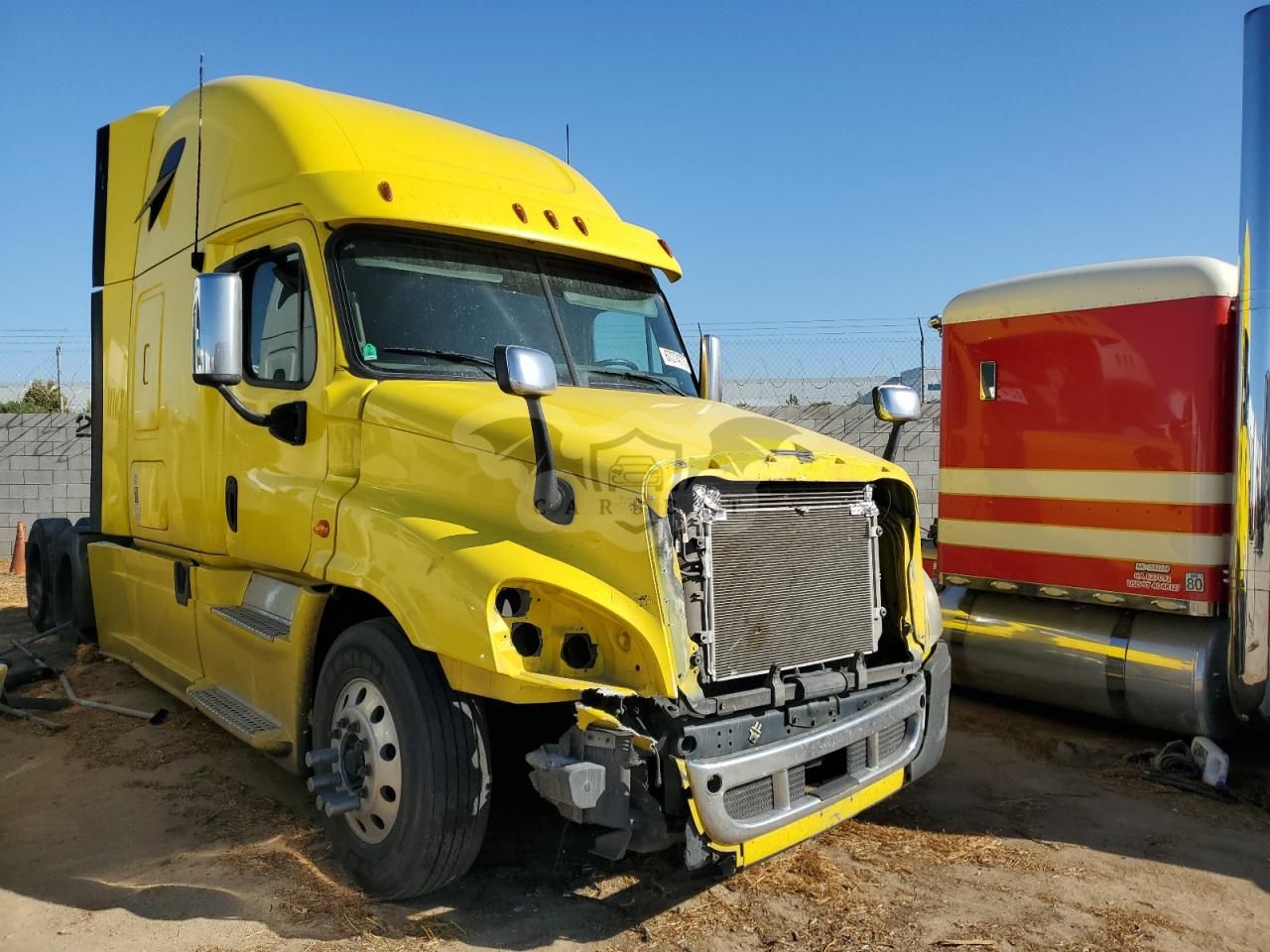 Freightliner Cascadia 14.8L 6 2013