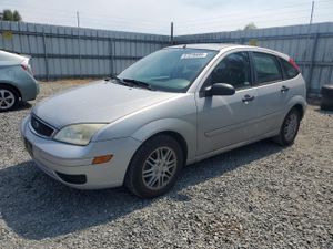 Ford Focus ZX5 2.0L 4 2005