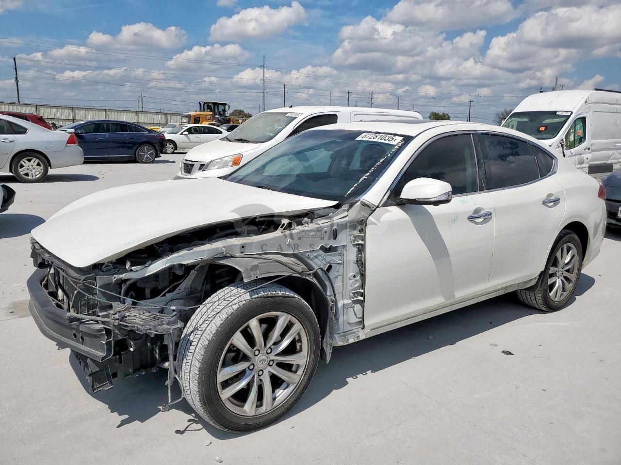 Infiniti Q70 3.7 3.7L 6 2015