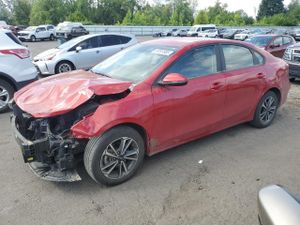 Kia Cerato / Forte / K3 LX 2 L 4 2023