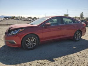 Hyundai Sonata SE 2.4L 4 2015