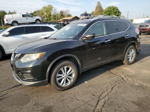Nissan Rogue S 2.5L 4 2014