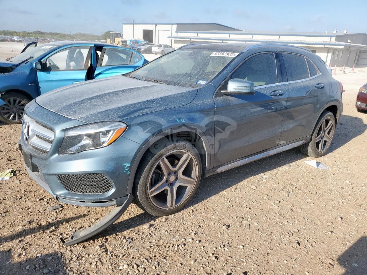 Mercedes-Benz GLA 250 4MATIC 2.0L 4 2015