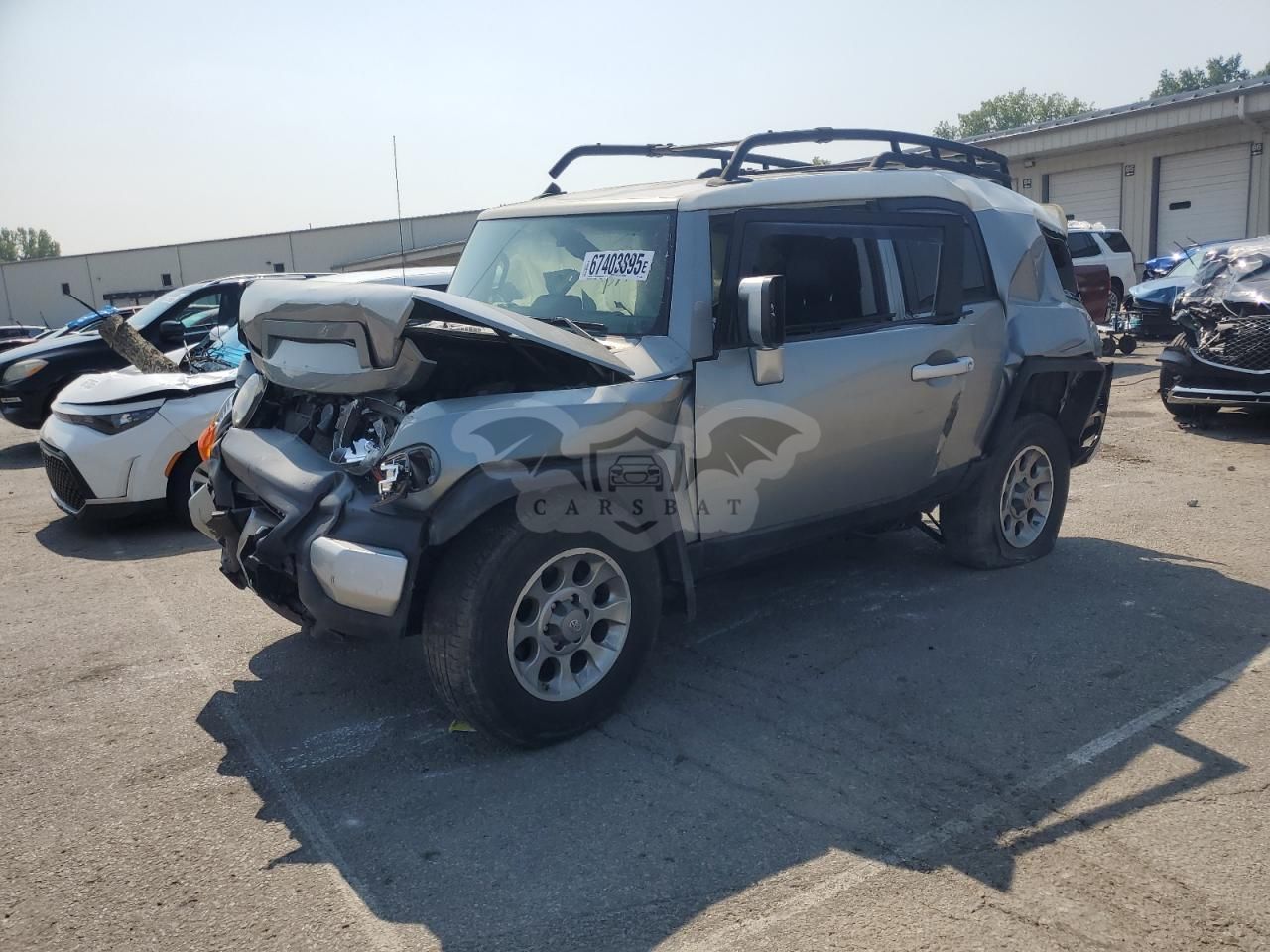 Toyota FJ Cruiser 4.0L 6 2012