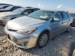 Toyota Avalon HYBRID 2.5L 4 2015