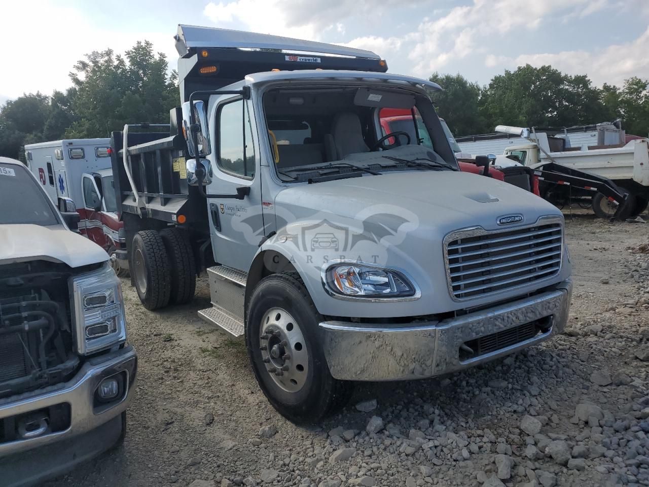 Freightliner Business Class M2 106 MEDIUM DUTY 6.7L 6 2022