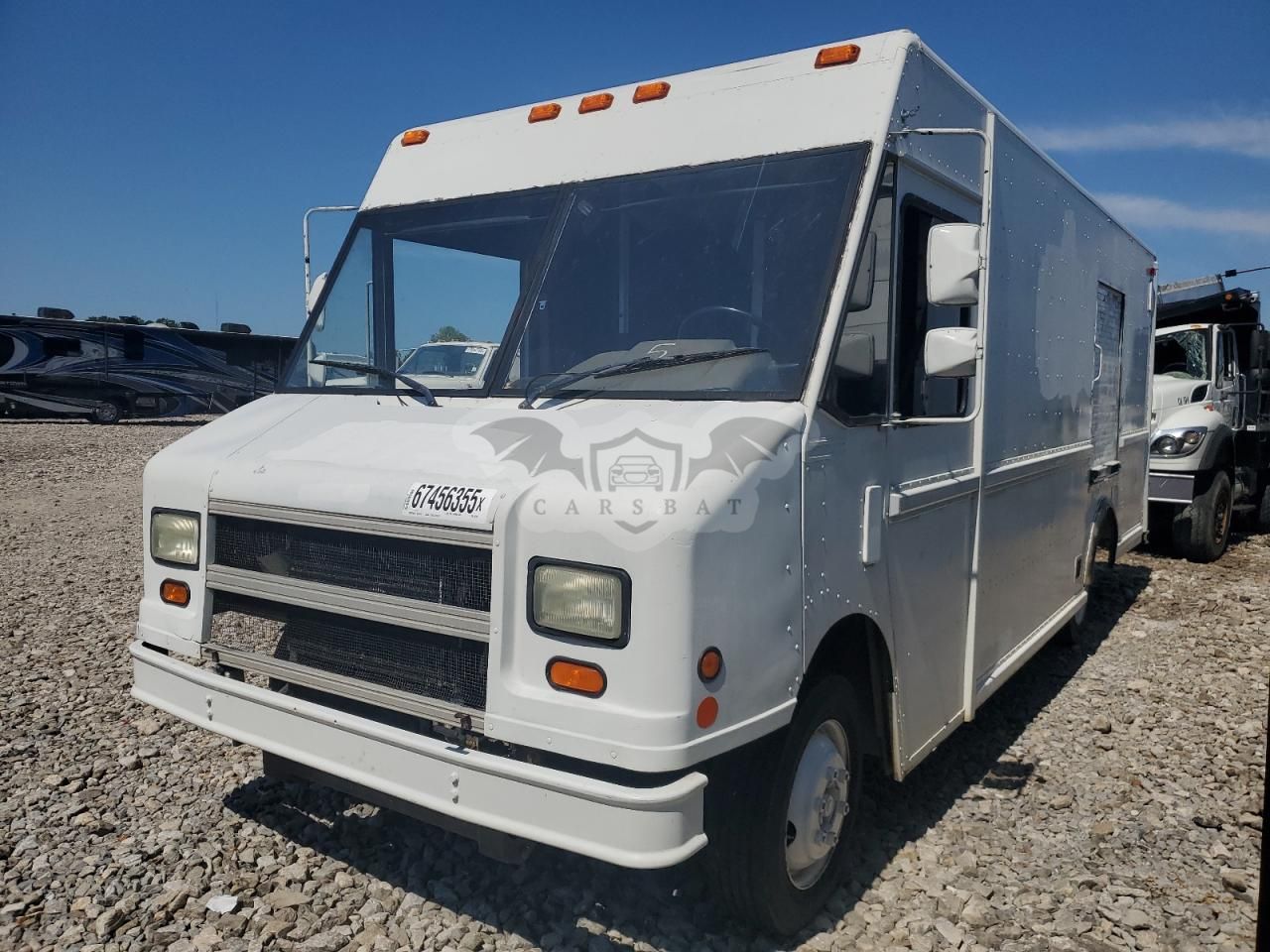 Freightliner Business Class M2 M LINE WALK-IN VAN 5.9L 6 2001