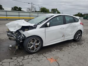Ford Focus ST 2.0L 4 2015