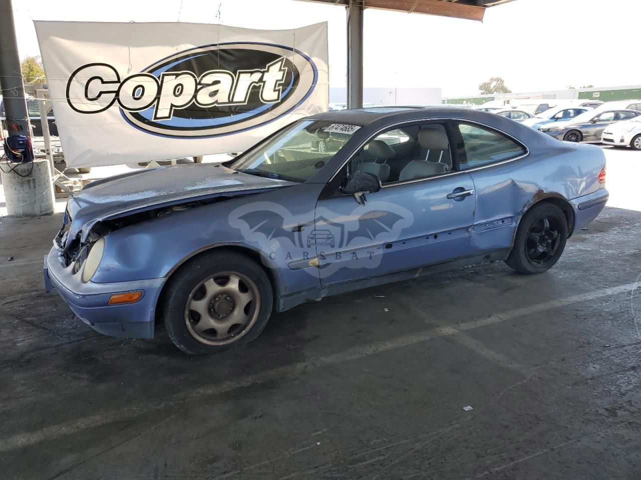 Mercedes-Benz CLK 320 3.2L 6 1999