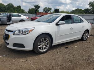 Chevrolet Malibu 1LT 2.5L 4 2015
