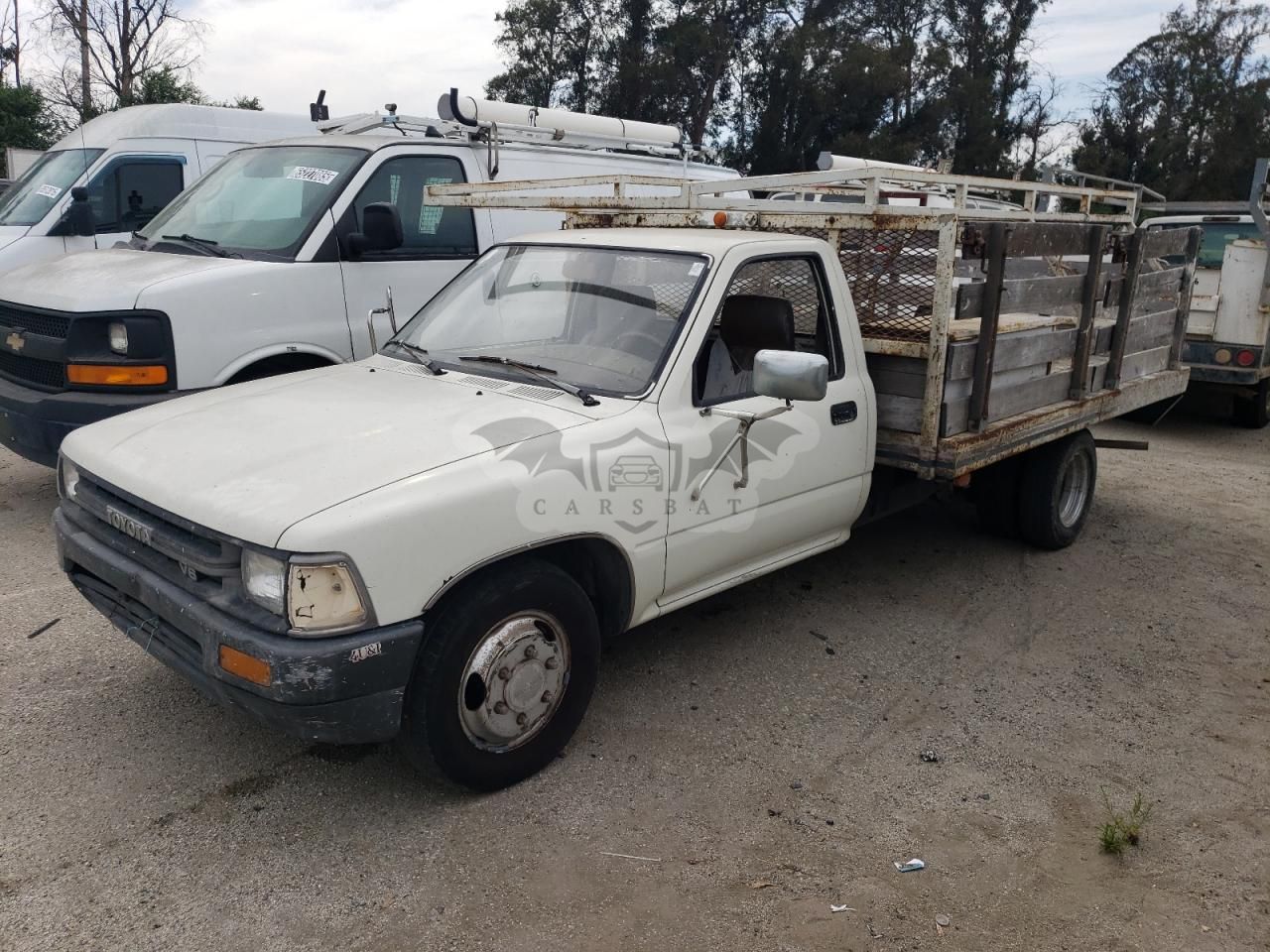 Toyota Hilux CAB CHASSIS SUPER LONG WHEELBASE 3.0L 6 1990