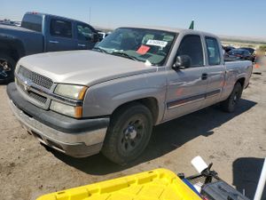 Chevrolet Silverado 1500 C1500 4.8L 8 2005