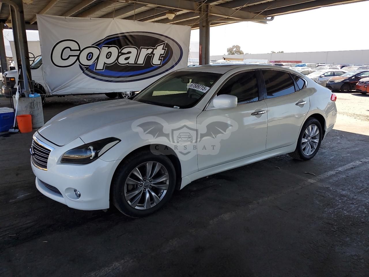 Infiniti M37 X 3.7L 6 2013