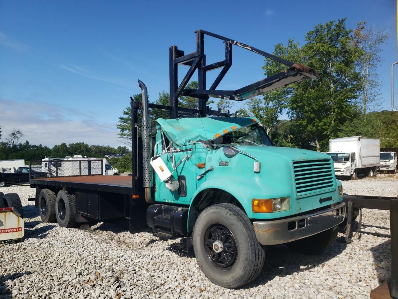 International 4700 / 4900 4900 6 1998