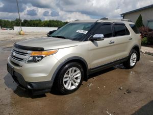 Ford Explorer XLT 3.5L 6 2011