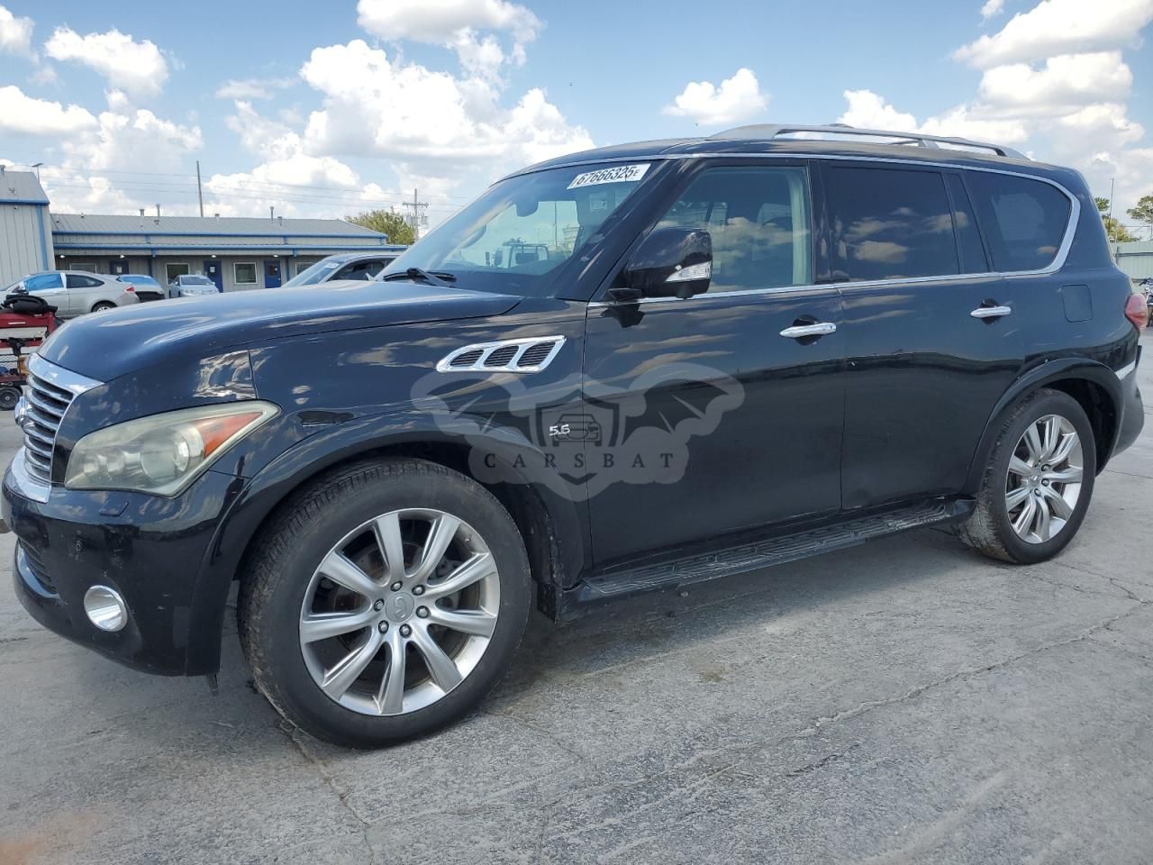 Infiniti QX80 5.6L 8 2014