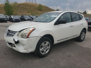 Nissan Rogue S 2.5L 4 2013