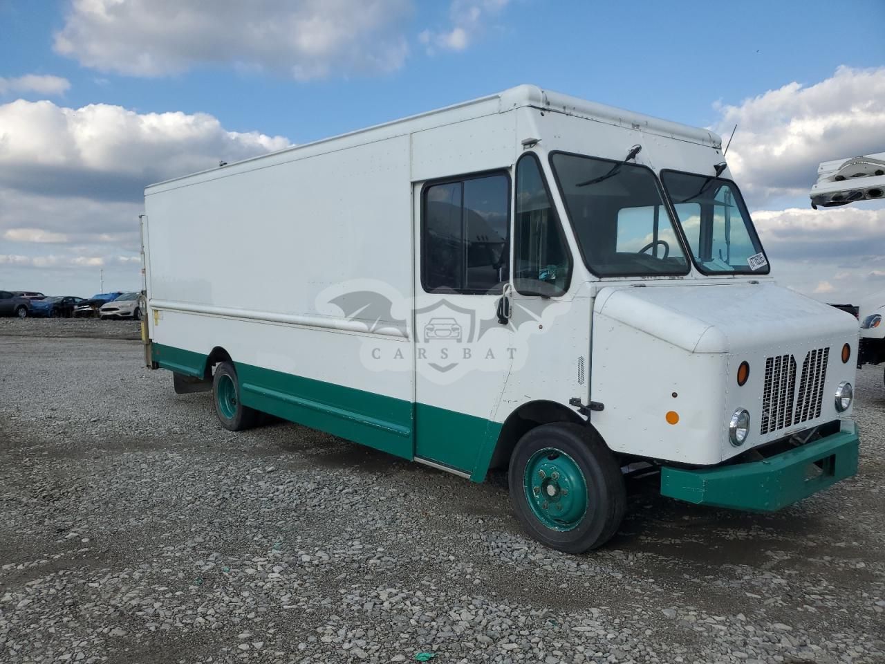 Freightliner MT-45 M LINE WALK-IN VAN 6.0L 8 2015