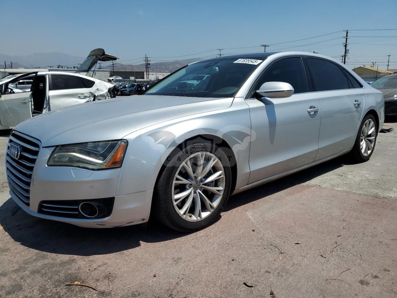 Audi A8 L QUATTRO 4.2L 8 2011