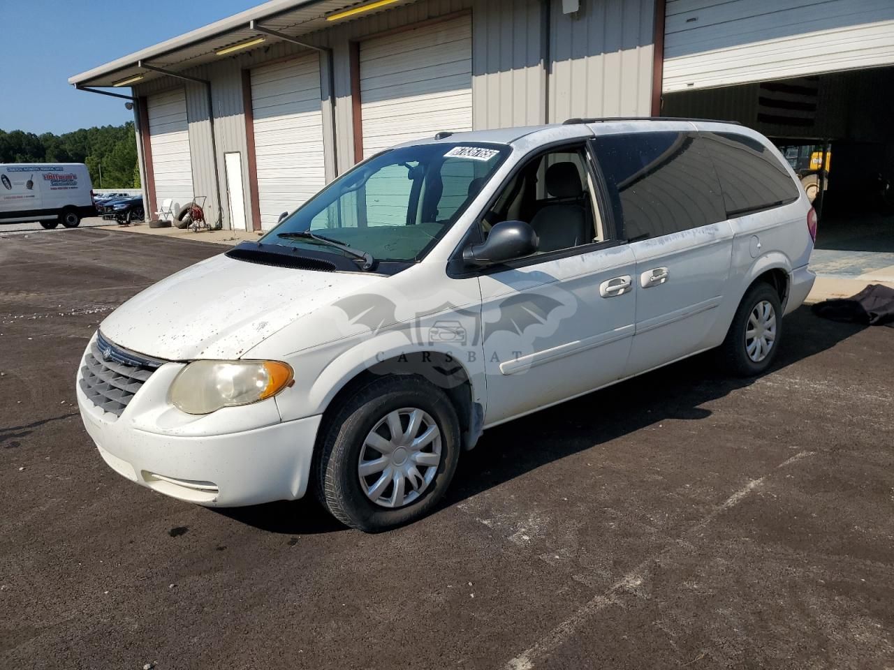 Chrysler Town & Country LX 3.3L 6 2005