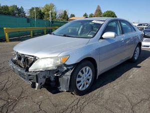 Toyota Camry BASE 2.5L 4 2010