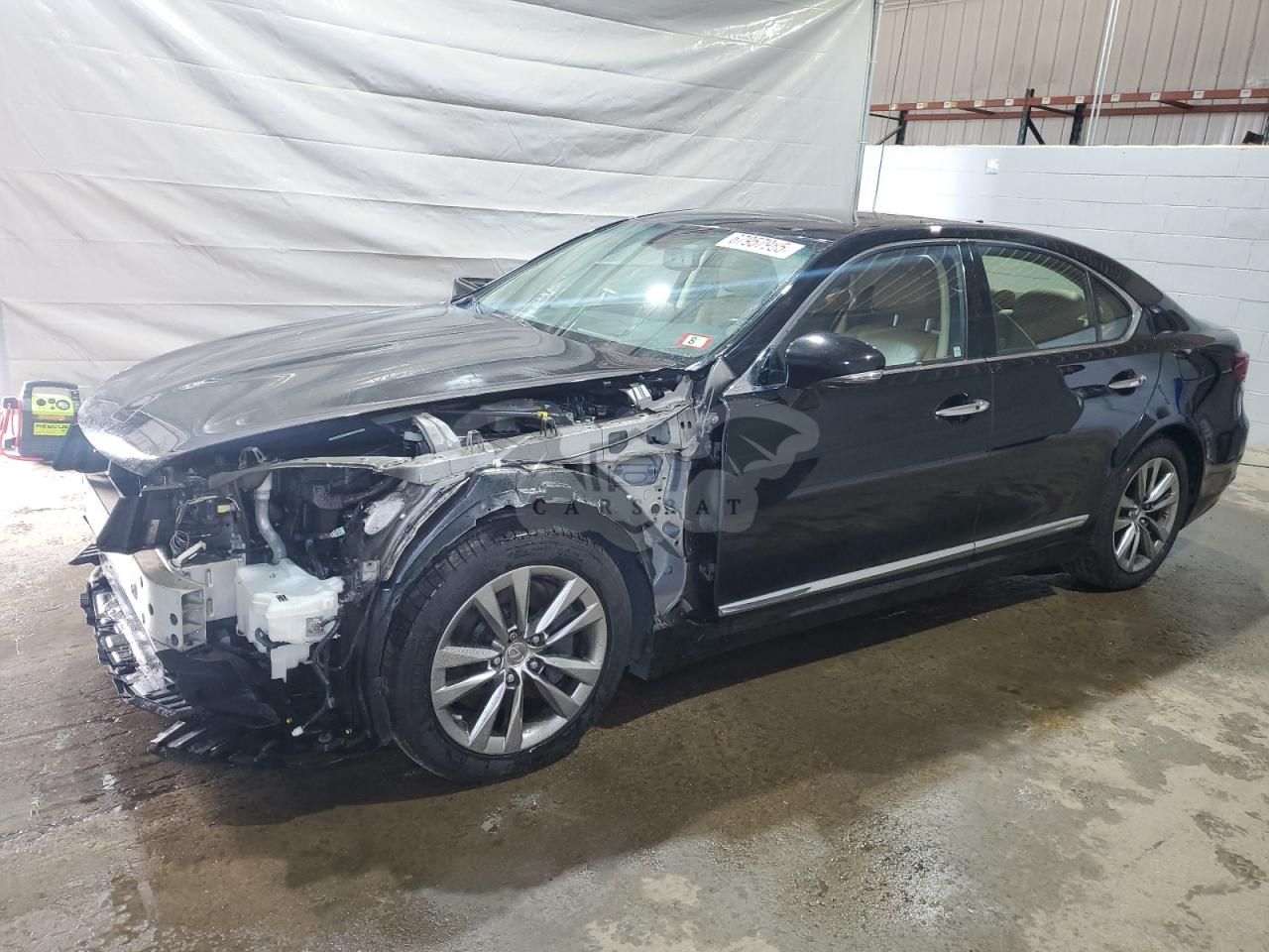 Lexus LS 460 4.6L 8 2013