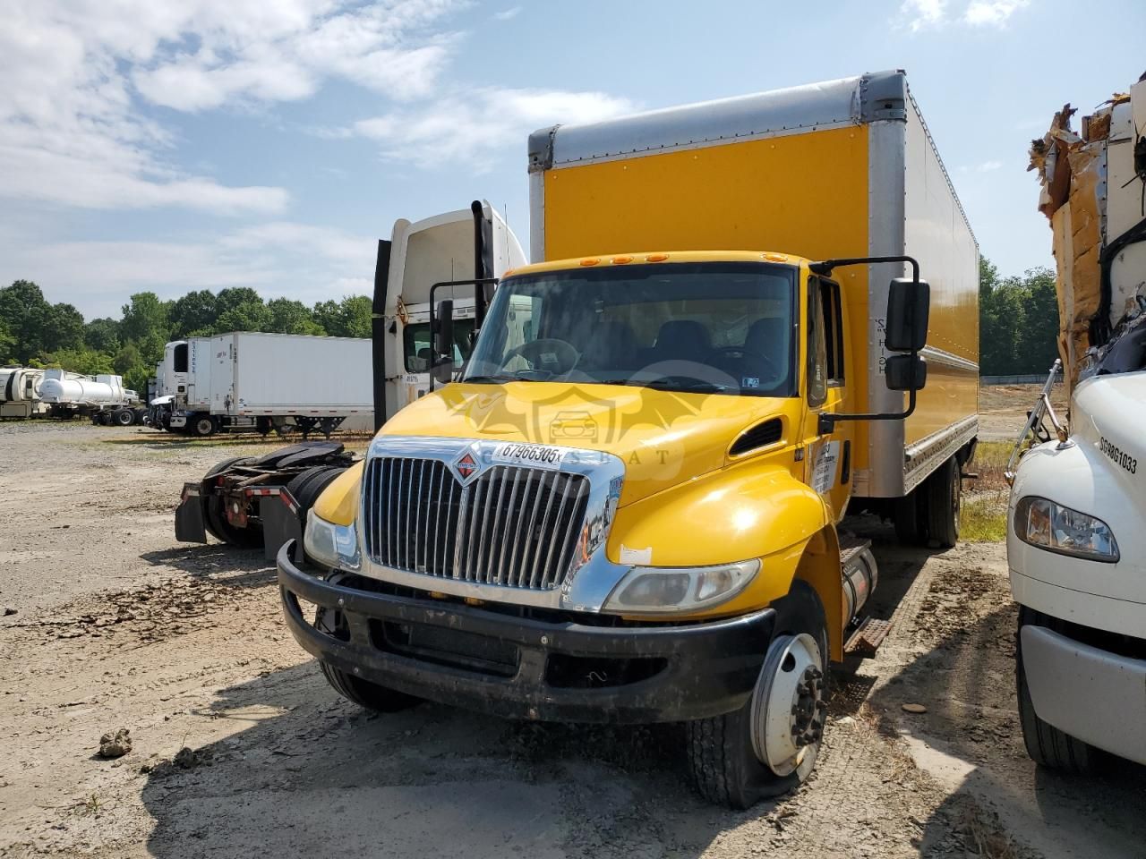 International DuraStar / 4000 4300 6.7L 6 2018